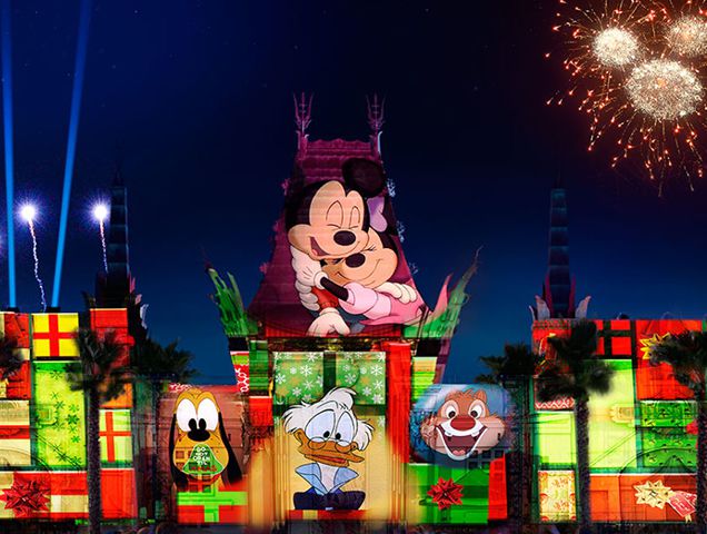 クリスマスシーズンに過ごす特別な夜 冬を彩る新しいショーが