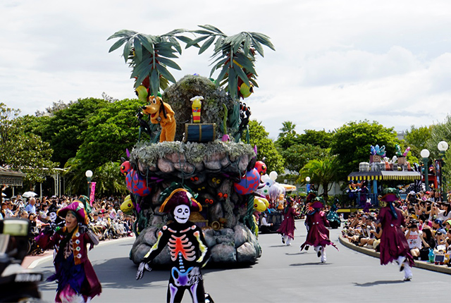 アドベンチャーランドをイメージしたフロート