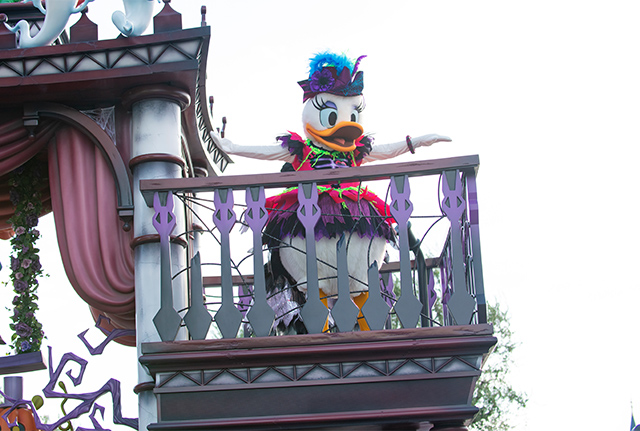 マークトウェイン号をイメージしたフロート