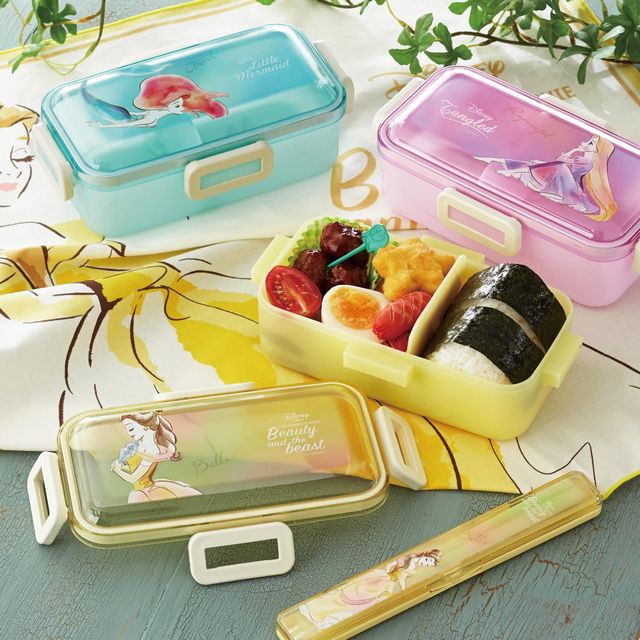 プリンセスの優美なデザインで、使い勝手のいい横長サイズ